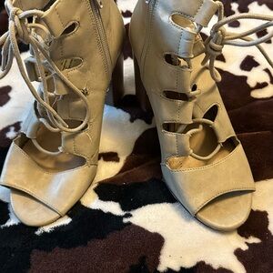 Mix No. 6 Cream Lace-Up Boots